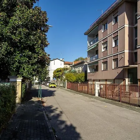 Venice Family House-2