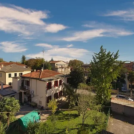 Venice Family House-3